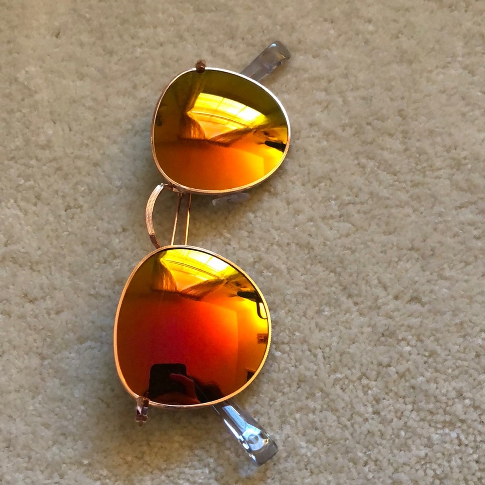 American Eagle Round Metal Sunglasses